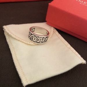 James Avery Ring 8
